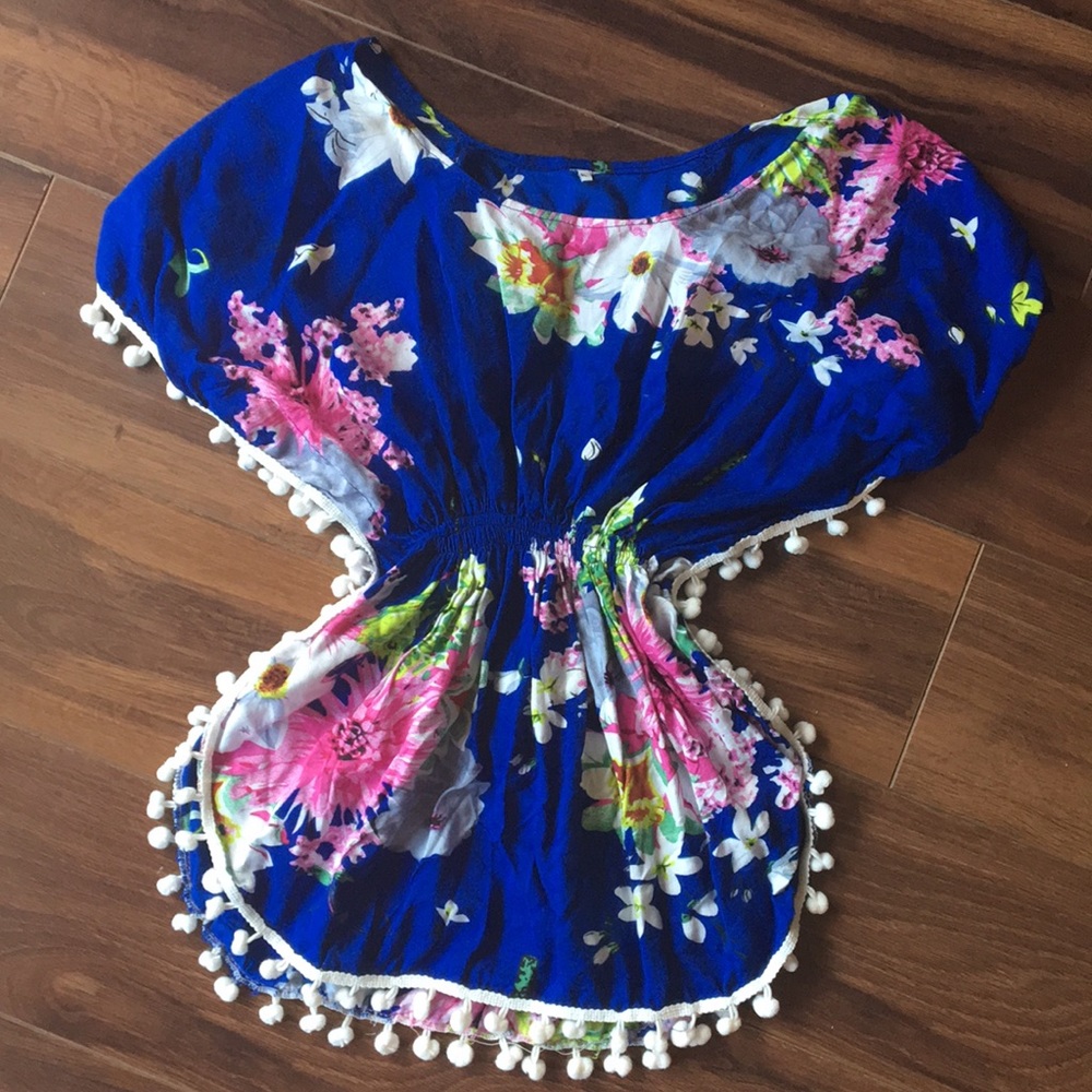 Little girls/toddler cover up. 2t-3t